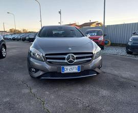 MERCEDES-BENZ A 180 CDI BlueEFFICIENCY Premium