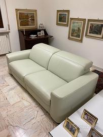Divano nuovo Divani & Divani by Natuzzi in pelle