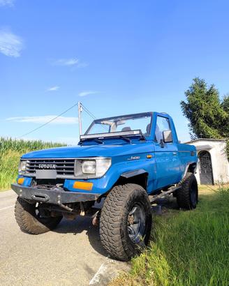 Toyota Land cruiser lj73