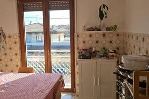 Appartamento di 165 m² con 4 locali e box auto a M