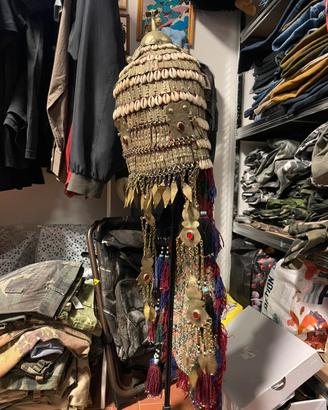 Copricapo asiatico vintage