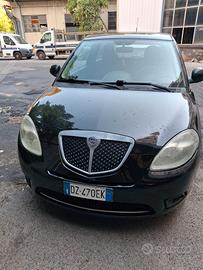 lancia ypsilon 1.3 mjet