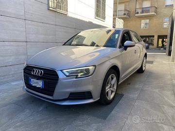 AUDI A3 SPB 30 TFSI Business