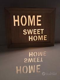 Quadro luminoso decorativo in legno