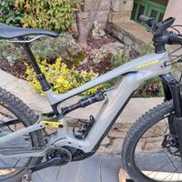 MTB elettrica Cannondale habit carbon 2