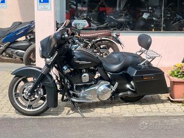 Harley-davidson CVO Street Glide 1800 FLHXSE IN PR