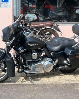 Harley-davidson CVO Street Glide 1800 FLHXSE IN PR