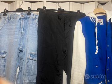 2  pantaloni cargo più giubbino