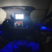 Illuminazione tasti manubrio moto