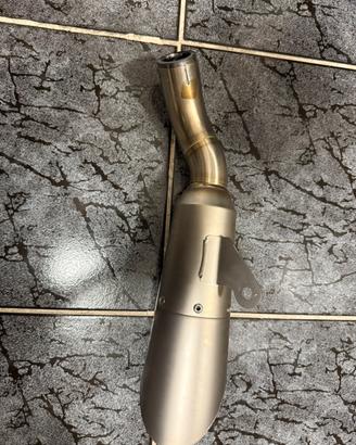 Scarico originale akrapovic