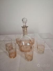 bottiglia anni 50 con 6 bicchieri decori oro