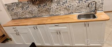 Cucina Lineare con lavello
