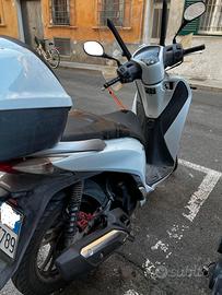scooter honda SH 150i
