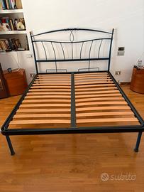 Letto matrimoniale in ferro battuto