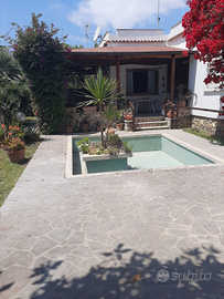 Villa signorile unifamiliare zona Pineta Bussola