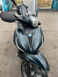 Beverly 300 HPE i.e. Versione S