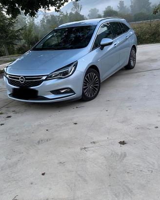 Opel astra 1.6 110 cv  tourer business