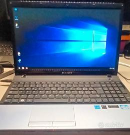Computer Samsung NP300E 5A