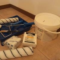 Pittura per muri e attrezzi