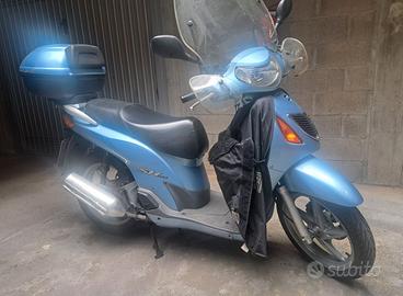 scooter HONDA SH 150
