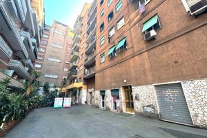 Magliana - locale commerciale