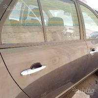 Porta posteriore destra Kia Carens 2008