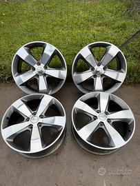 4 Cerchi in Lega JEEP Grand Cherokee Overland