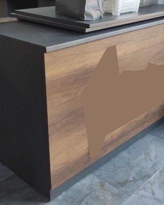 Banconi in legno + retro bancone