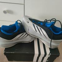 Adidas Dame 9 taglia US 10,5 (EU 44 2/3)
