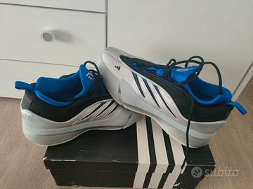 Adidas Dame 9 taglia US 10,5 (EU 44 2/3)