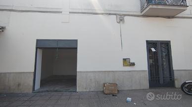 LOCALE COMMERCIALE ZONA NAZIONALE
