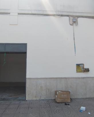 LOCALE COMMERCIALE ZONA NAZIONALE