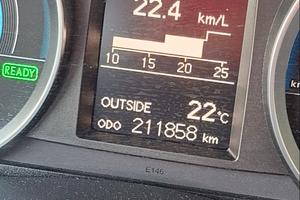 Auris station wagon 1.8 Hibrid