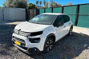 Citroen C3 2024 Max incidentata sinistrata