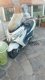 Suzuki Burgman 400 2010