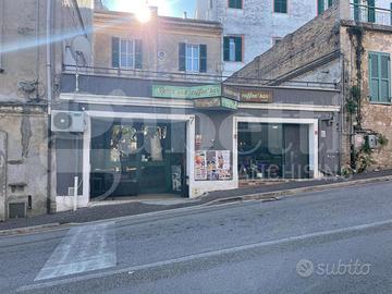 Negozio Giulianova [Cod. rif A182VCG]