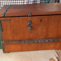 vecchio baule forziere ferro e borchie sano 90x50x