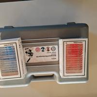 microscopio con vetrini 