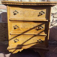 cassettiera stile Luigi XV da restaurare