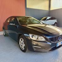 Volvo S60 D3 Geartronic Momentum