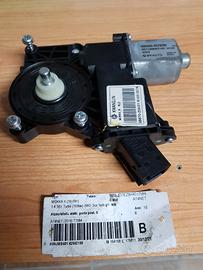 Motore alzacristalli posteriore Opel Mokka 98910
