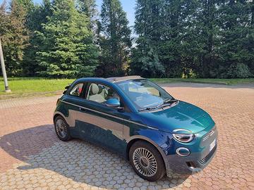 FIAT 500e Passion Cabrio 42KWh