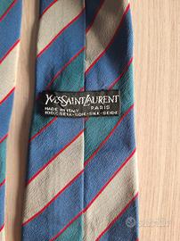 Cravatta Yves Saint Laurent in pura seta