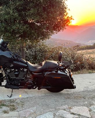 Harley Davidson Street Glide 114