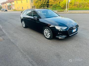 Audi A4 35 TDI/163 CV S tronic Business