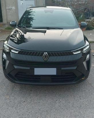 Renault Captur Techno Full Hybrid 2025 – 30.000 km