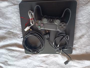 PlayStation 4 completa + 4 giochi inclusi 