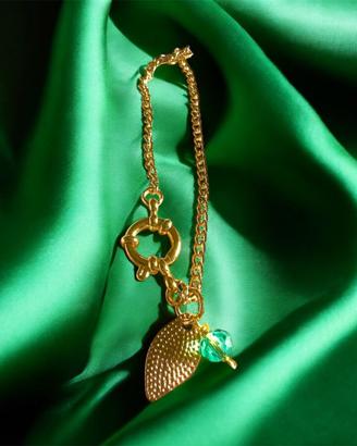 Bracciale dorato con doppio charm
