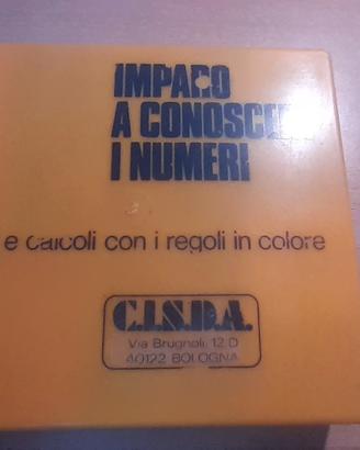 Scatola con regoli in colore anni '70