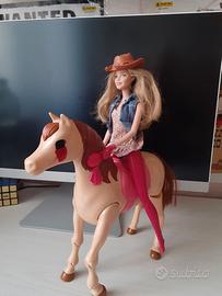 Barbie con cavallo + gadget
